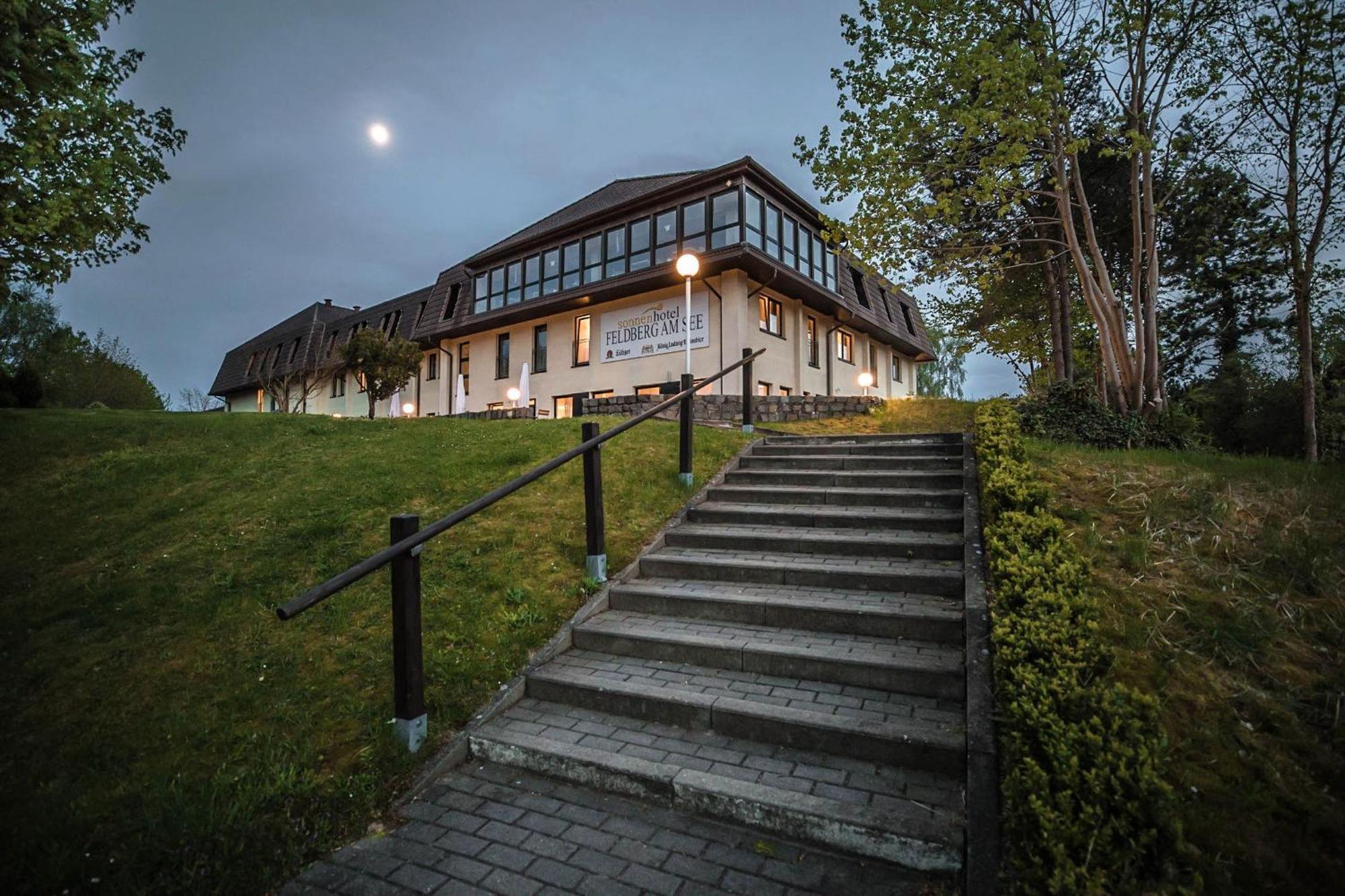 Sonnenhotel Feldberg Am See Mit Schwimmbad, Sauna Und Dampfbad Feldberger Seenlandschaft Buitenkant foto